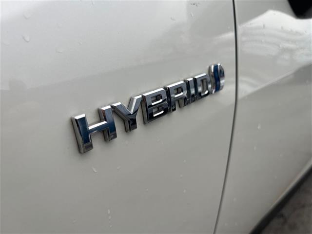 $33888 : 2021 RAV4 Hybrid XLE Premium, image 10