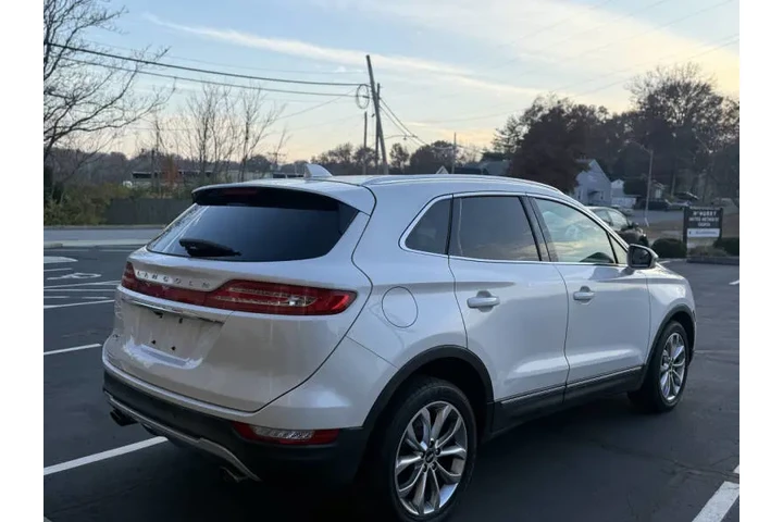 $15999 : 2019 MKC Select image 5