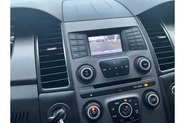 $15515 : Ford Taurus 2016 SEL 4dr Sed image 7