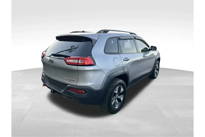 $15995 : Jeep Cherokee 2017 4x4 Trail image 3