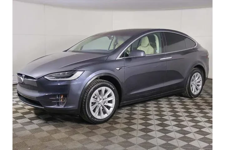 $23193 : Tesla Model X 2017 AWD 75D 4 image 8