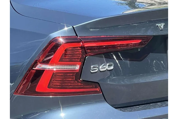 $24500 : Volvo S60 2021 AWD T5 Moment image 8