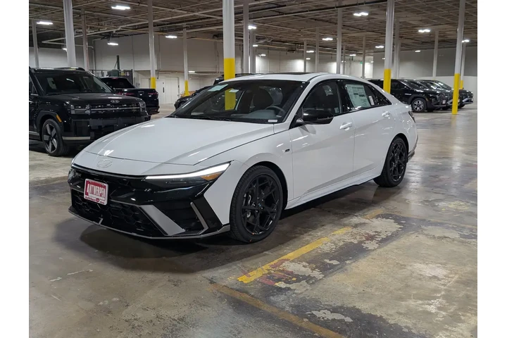 $26788 : Hyundai ELANTRA 2025 N Line image 6