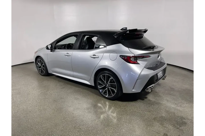 $17998 : Toyota Corolla Hatchback 202 image 5