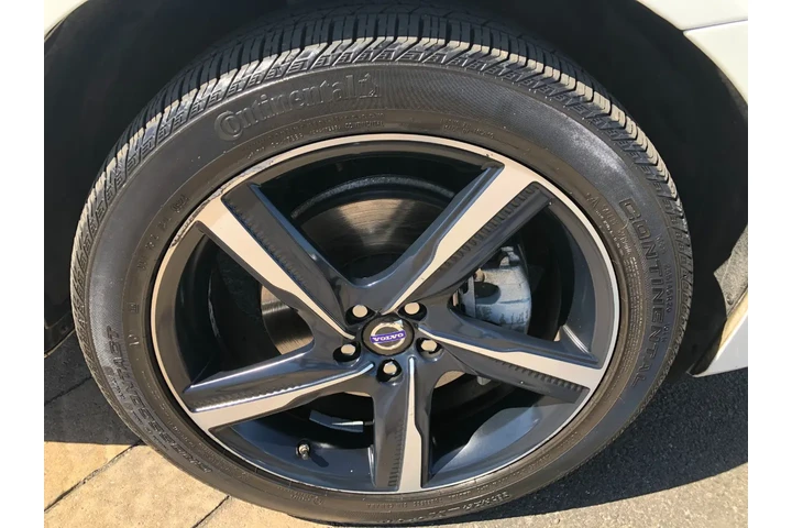 $13990 : 2015 XC60 T6 R-Design Platinu image 9