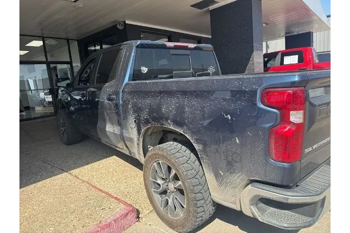 $27101 : Chevrolet Silverado 1500 202 image 3