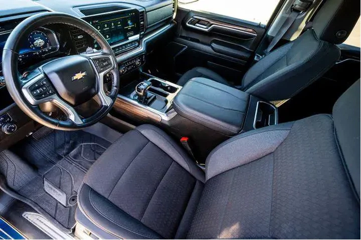 $37790 : Chevrolet Silverado 1500 202 image 6