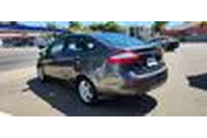 $9450 : 2019 Fiesta image 4