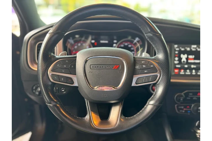 2020 Charger R/T RWD image 10