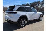 $24600 : Jeep Grand Cherokee 2023 4x4 thumbnail
