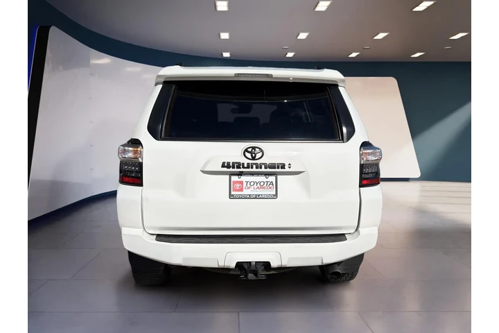 $38995 : Toyota 4Runner 2023 4x2 SR5 image 4