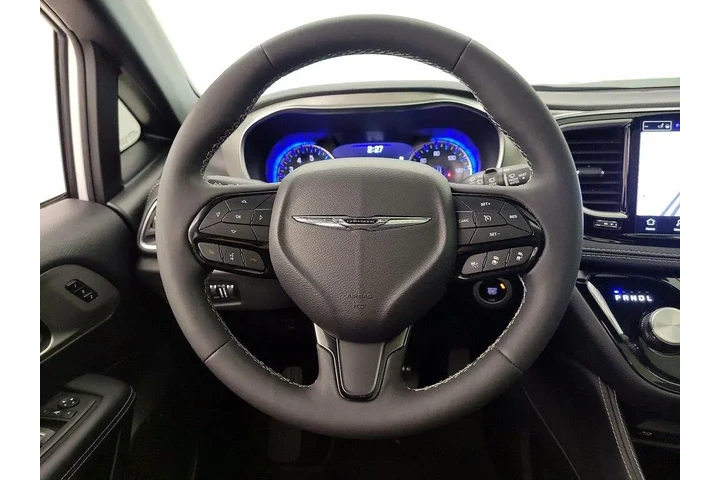 $39998 : Chrysler Pacifica 2023 AWD L image 10