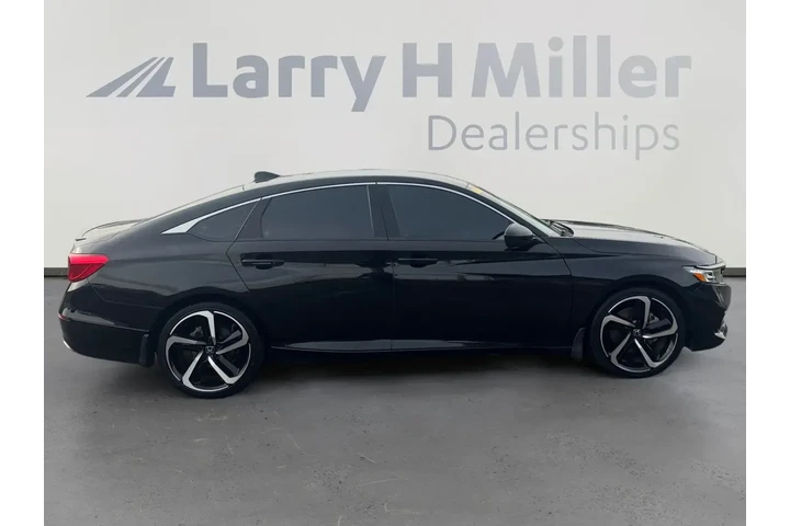 $25355 : Honda Accord 2022 Sport 4dr image 6