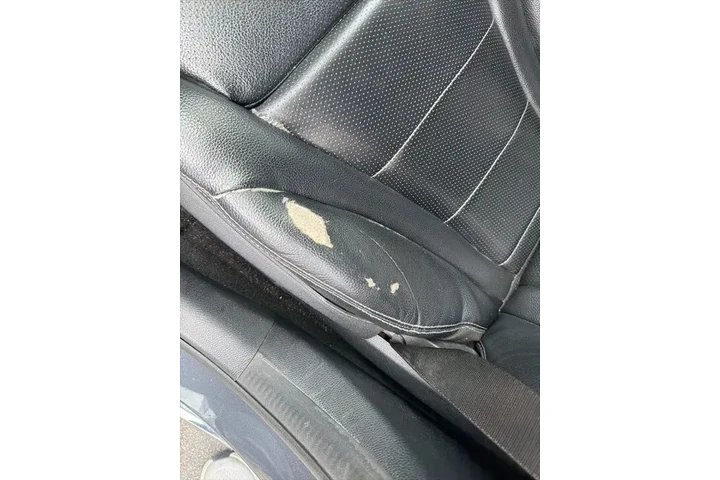 $3990 : Mercedes-Benz C-Class 2016 A image 3