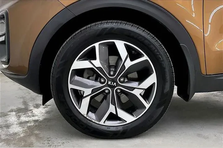 $13990 : Kia Sportage 2020 AWD EX 4dr image 10