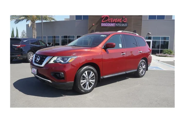$12784 : 2018 Pathfinder SV image 2