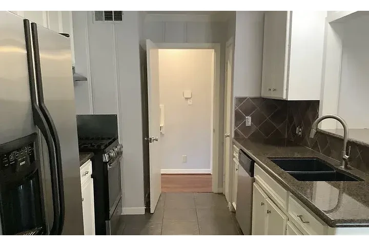 $1350 : HOUSE AVAILABLE IN HOUSTON TX image 3