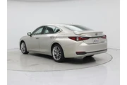 $25998 : Lexus ES 300h 2019 Luxury 4d thumbnail