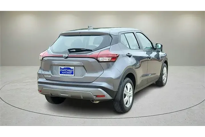 $19851 : Nissan Kicks Play 2025 S 4dr image 7