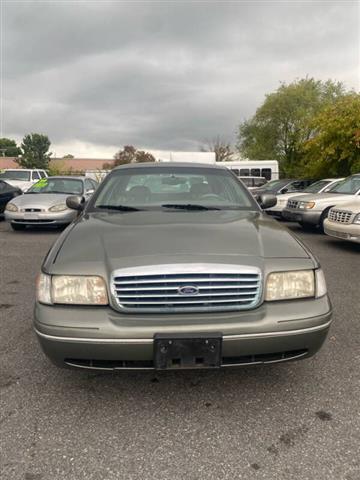 $3495 : 2000 Crown Victoria LX image 4