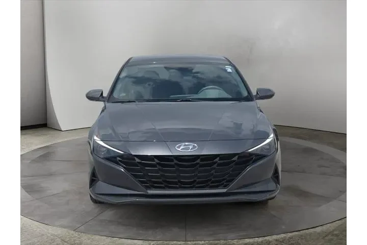 $21216 : Hyundai ELANTRA 2023 SEL 4dr image 8