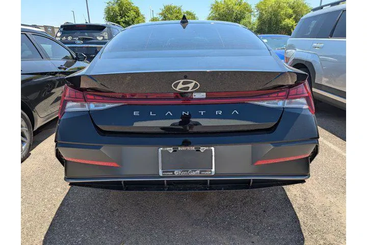 $20990 : Hyundai ELANTRA 2024 SEL 4dr image 3
