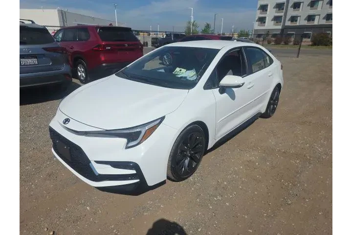 $29900 : Toyota Corolla 2026 SE 4dr S image 3