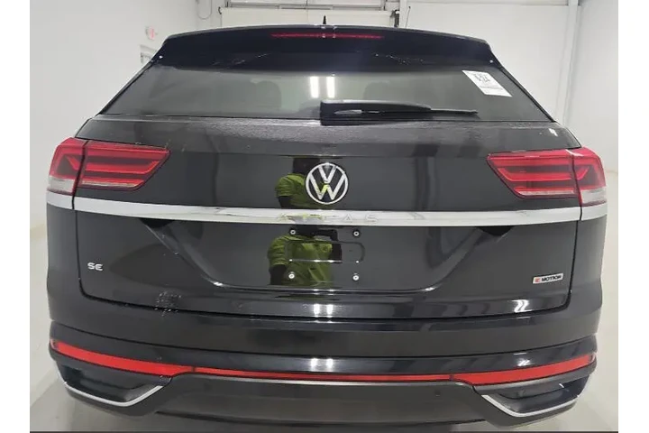 2021 Atlas Cross Sport SE 4Mo image 4