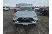 $33500 : Toyota Highlander 2022 XLE 4 thumbnail