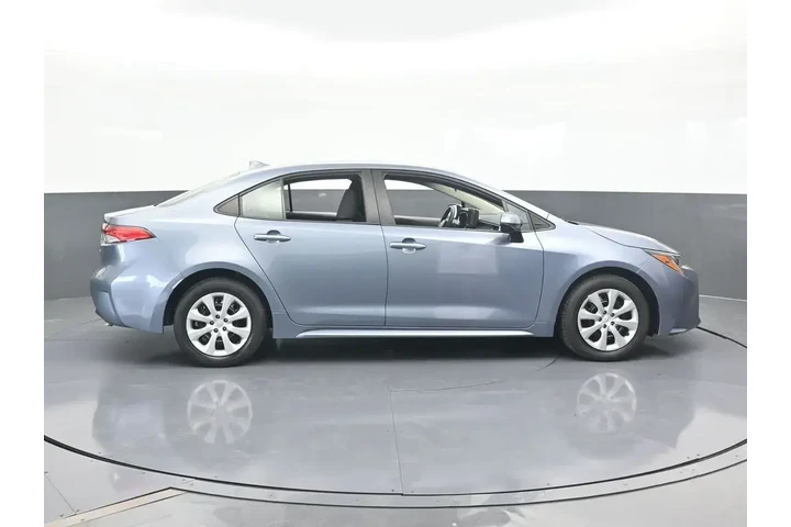 $16879 : Toyota Corolla 2024 LE 4dr S image 7