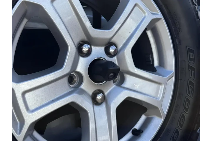 $23795 : Jeep Wrangler Unlimited 2021 image 7