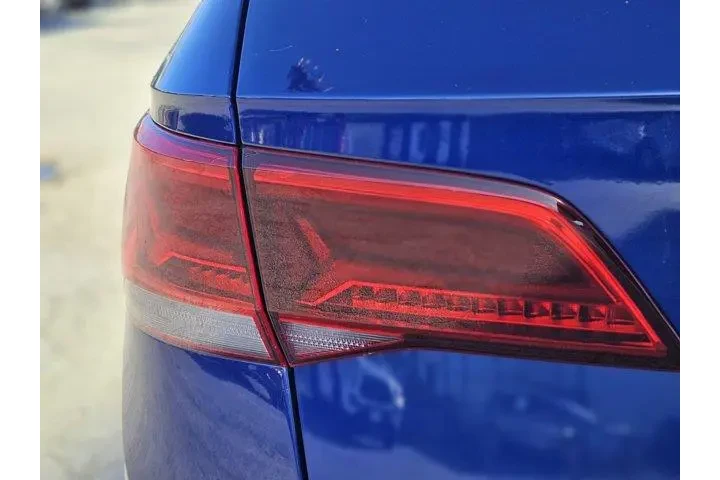 $20500 : Volkswagen Taos 2024 SE 4dr image 9