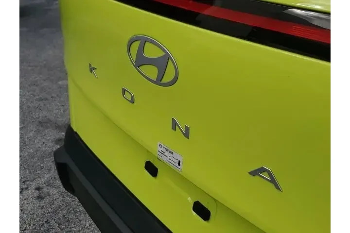 $21991 : Hyundai KONA 2024 SEL 4dr Cr image 10