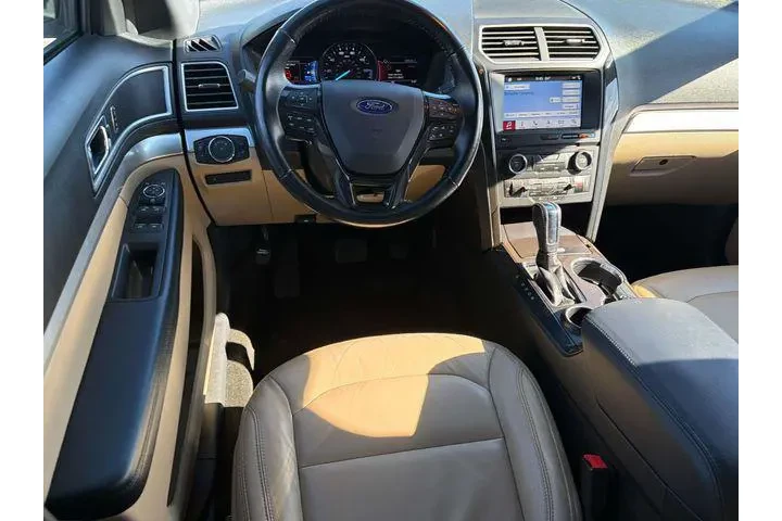 $12990 : Ford Explorer 2017 XLT 4dr S image 9
