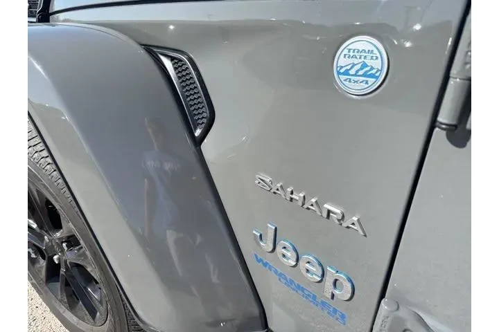 $31700 : Jeep Wrangler Unlimited 2021 image 8