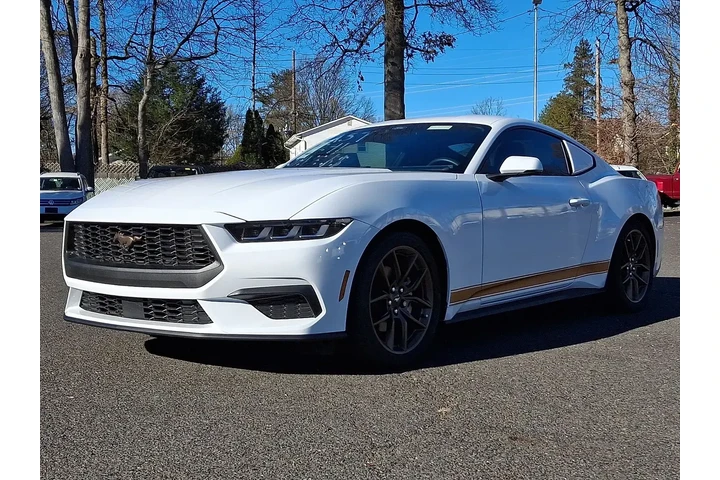 $35900 : Ford Mustang 2024 EcoBoost P image 3