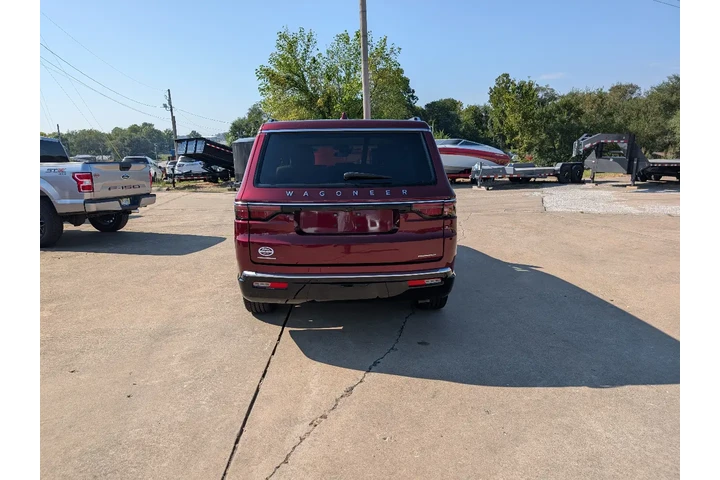 $35495 : 2022 Wagoneer image 6