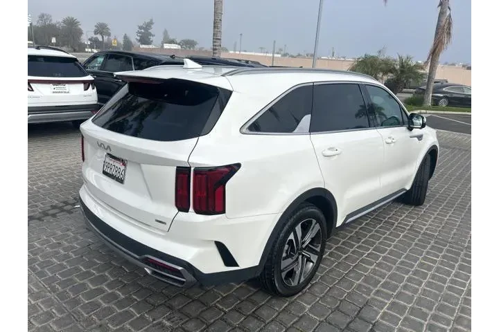 $31995 : Kia Sorento Hybrid 2023 AWD image 3