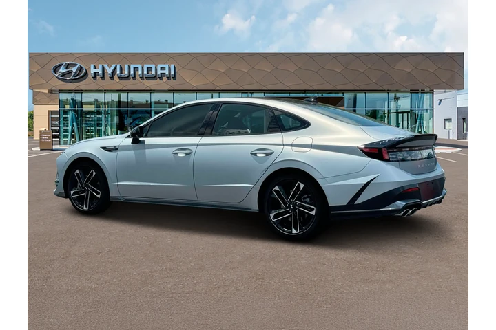 $30488 : Hyundai SONATA 2025 N Line 4 image 4
