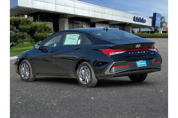 $24999 : Hyundai ELANTRA Hybrid 2026 image 7