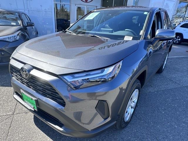 $32543 : 2024 RAV4 LE image 2