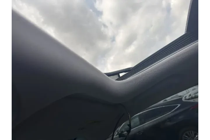 $12500 : Hyundai SANTA FE Sport 2016 image 5