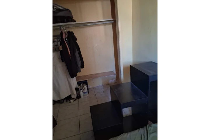 $500 : SE COMPARTE UN CUARTO image 1
