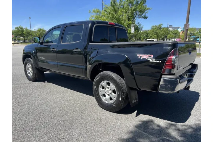 $12500 : 2011 Tacoma V6 image 8