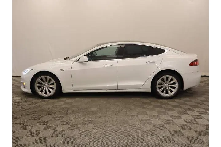 $17634 : Tesla Model S 2016 AWD 90D 4 image 10