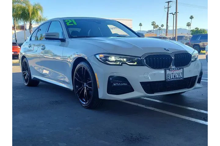 $24332 : BMW 3 Series 2021 330e 4dr S image 2