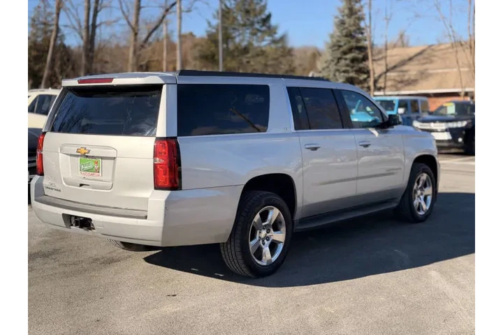 $15995 : 2015 Suburban LT image 6
