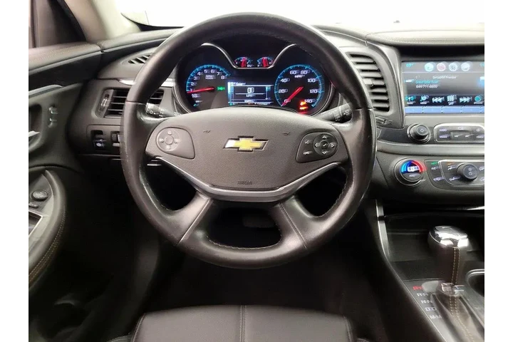 $15998 : Chevrolet Impala 2019 LT 4dr image 10