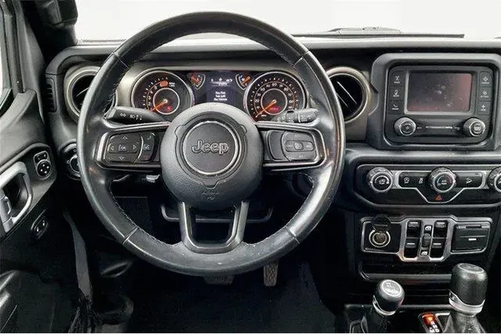 $21695 : Jeep Wrangler Unlimited 2019 image 10