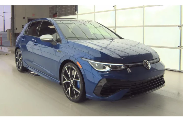$27990 : Volkswagen Golf R 2019 AWD 4 image 1